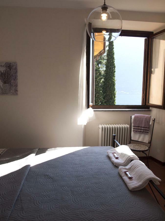 Casa Marina - Appartamento Nel Residence Di Nesso Εξωτερικό φωτογραφία